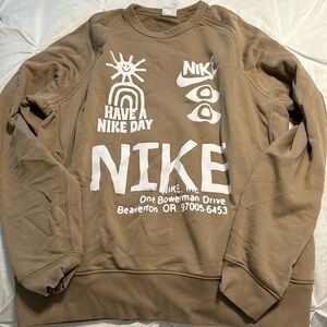 Nike sweatshirt